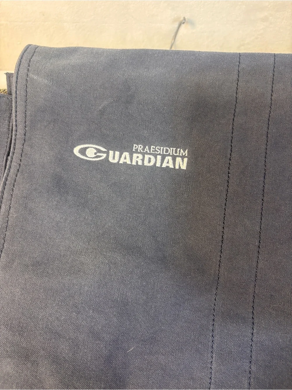 LL Bean Navy Canvas Laptop Messenger Bag G-Hook